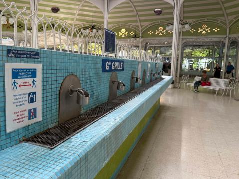 Grande Grill lähteen vesi on fluoririkkain ja tunnettu vaikutuksestaan maksasoluihin.