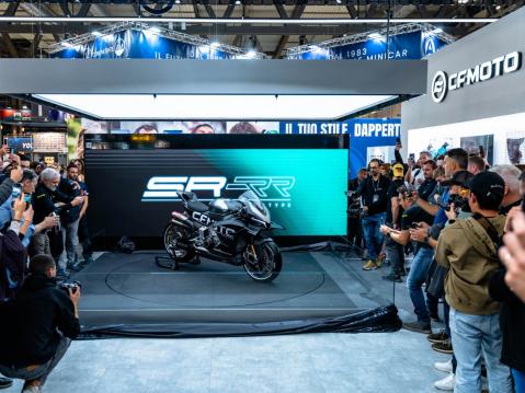 CFMoto V4 SR-RR prototyyppi. Kuva: CFMoto.