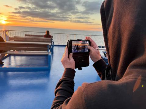 Jälleen auringonlaskua ihailemassa.