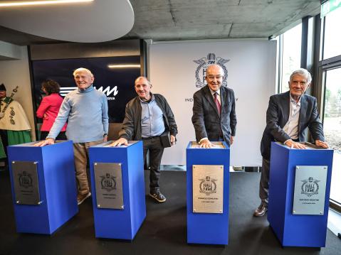 Ensimmäiset FIM:n kisamp-museon Hall of Famen edustajat. Vasemmalta: Sammy Miller, Harry Everts, Carmelo Ezpeleta ja Giacomo Agostini.