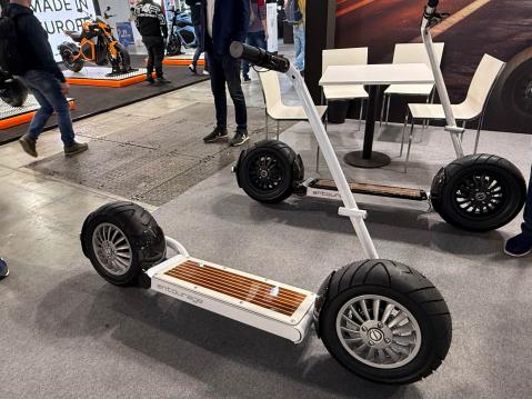 ...uudentyyppinen luksusskuutti tulossa täysimittaiseen tuotantoon.