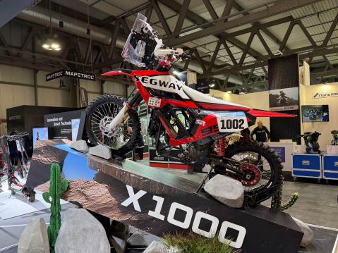 Segway X1000 täysimittainen sähköinen motocross-pyörä.