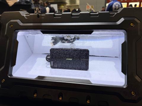 Chigee AIO-6 Smart Riding System on taatusti vedenpitävä.