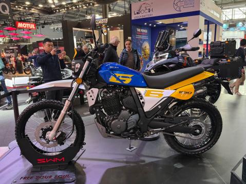SWM Super SIX6 650 scrambler näki paivanvalon EICMA:ssa. Siinä yhdistyy retrohenkisyys ja moderni teknologia.
