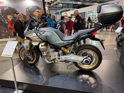 Moto Guzzi V100 Mandello S