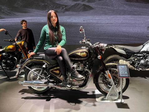 Eicmassa esitelty Royal Enfield Bullet 650 on uskollinen tutulle, vanhan koulukunnan muotoilulleen.