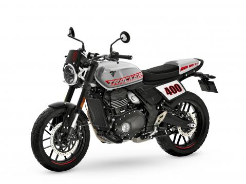 Triumph Tracker 400 vuosimallia 2026.
