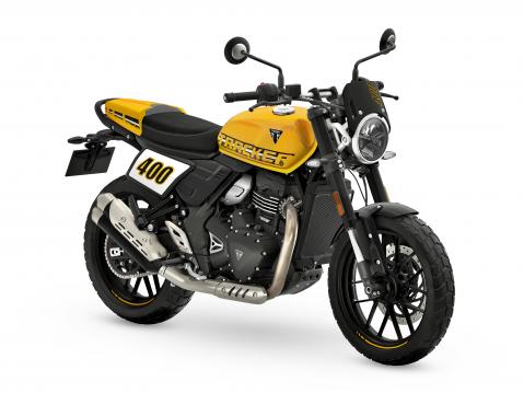 Triumph Tracker 400 vuosimallia 2026.