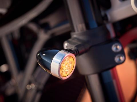 Triumph Tracker 400 vuosimallia 2026.