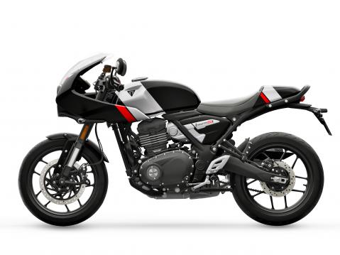 Triumph Thruxton 400 mallivuodelle 2026.