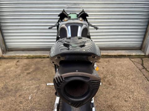 Wankel-moottorilla varustettu Crighton CR700W.