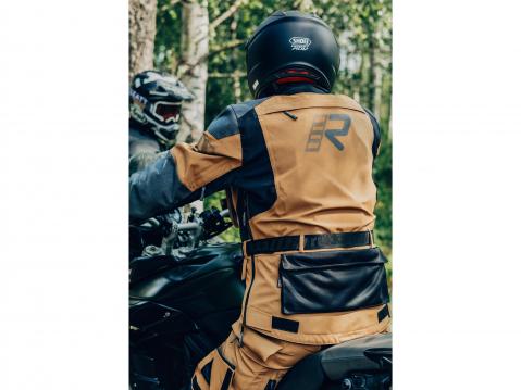 Rukka TitanTrail-R adventureajoasu.