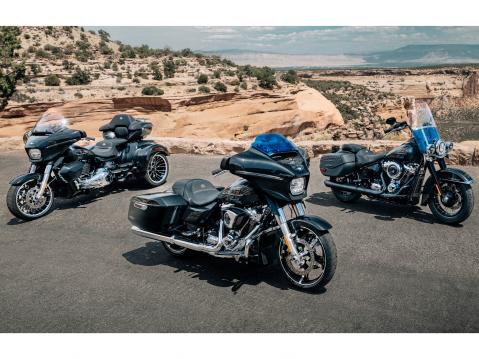 Harley-Davidson 2026 Enthusiast Collection - Liberty Edition -mallit hienoine erikoismustine värityksineen.