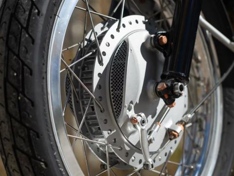 Hondan vuoden 1967 Grand Prix -malli RC174:n millintarkka replika.