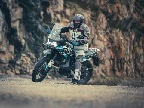 Moottori-lehden CFMoto 800 MT-X -käyttötestipyörä 2025. Kuva Jari Saarentaus.