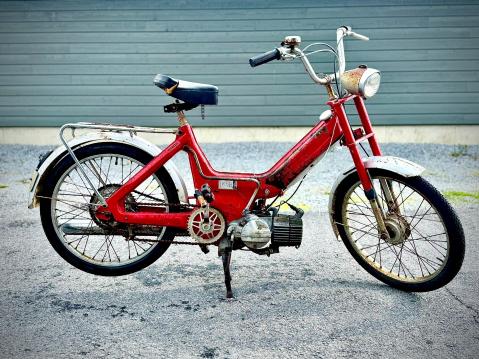 Tunturi Mikro alkuperäisessä kunnossaan yli 50 vuoden varastoinnin jälkeen.