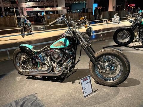 Nro. 111 H-D Shovel vm. 1978 Rakentaja: Veikko Koskinen