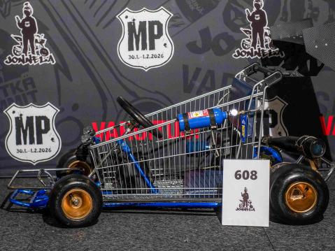 Niilo Kartano Raket 85 Shopdrifter Kuva: Heidi Koivunen