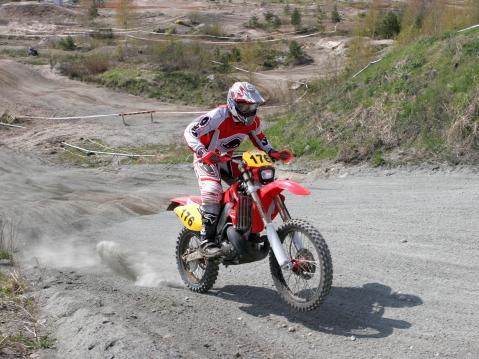 Ura loppui 2007 enduron parissa, naimisiin menosta selvittiin edellisenä vuonna ilman loukkaantumisia ja kesällä 2007 oli jo ajatukset tyttären syntymisessä. Talo oli ostettu ja remontoitu 2004 jääradan lopettamisen jälkeen ja oli aika keskittyä perhe-elämään.