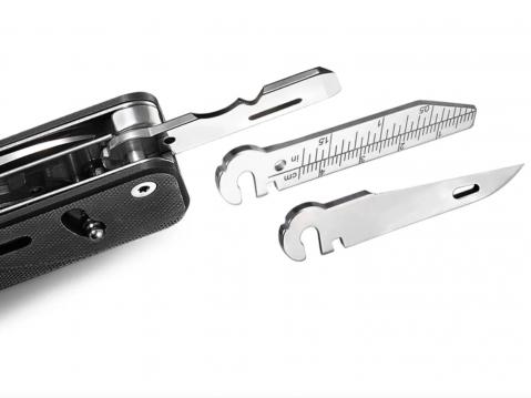 Roxon Flex Titan. Kuva selventää vaihdettavien työkalujen kiinnitysjärjestelmää.