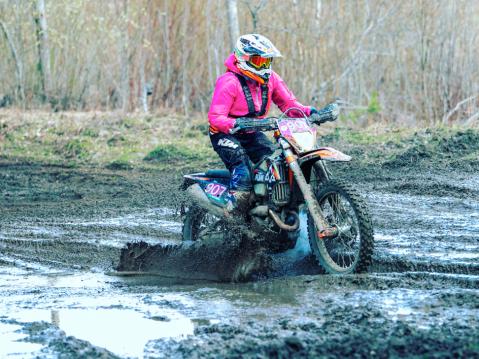 Endurossa pääsee haastamaan itseään.