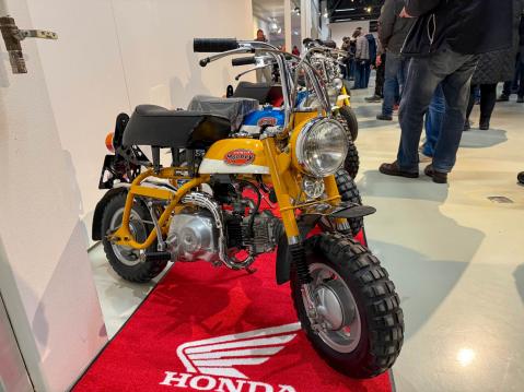Honda Monkey Z50 AK2 vm. 1975 Alkuperäinen, entisöimätön, ajettu viimeksi vuonna 1984. Omistaja: Tomi Naaramo