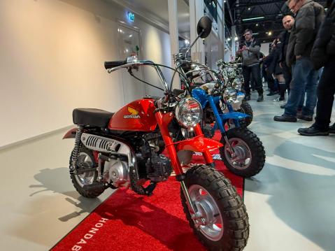 Honda Monkey Z50JZ Ensimmäinen Hondan valmistama Suomi-versio pienemmillä jarruilla, pelkistetyillä sähköillä. Omistaja: Markku Hämälainen