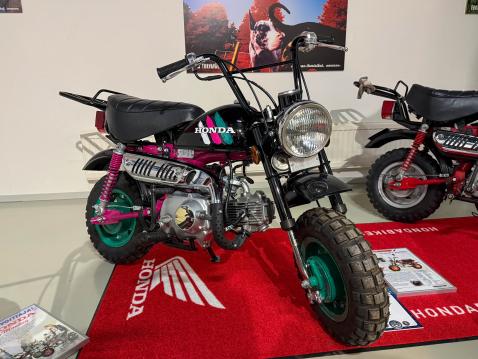 Honda Monkey Z50JM vm. 1991 Entisöity. Omistaja: Veli-Matti Sammalmaa