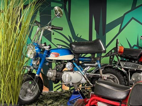 'Jäykkäperä' Z50J AK2 vm. 197? 