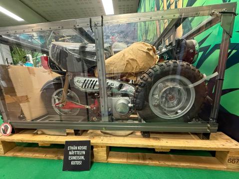 'Lajinsa viimeinen' Z50J vm. 1997