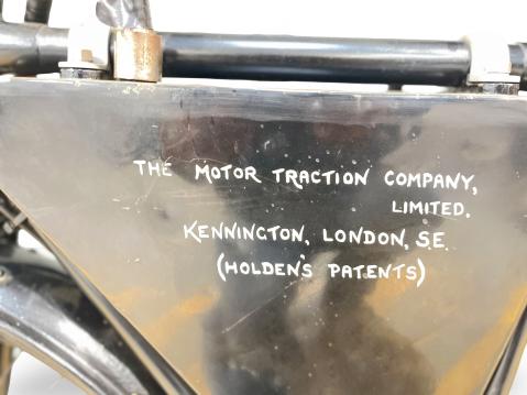 Noin vuosimallin 1902 Holden 1172,8cc.