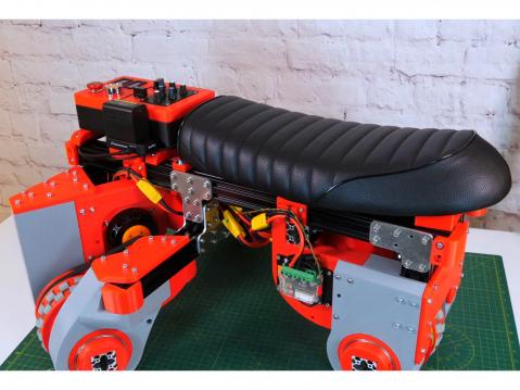 Laite jo aika valmiina ilman palloa.