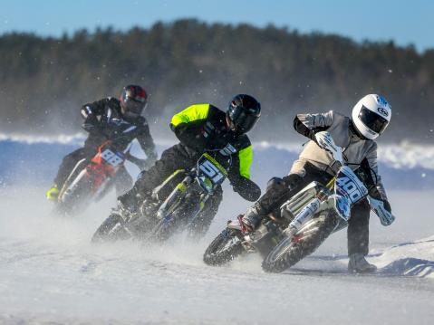 #400 Arthon Alanne, #51 Miklas Salminen ja #88 Aatos Pirttinen. Kuva: Kiia Salminen