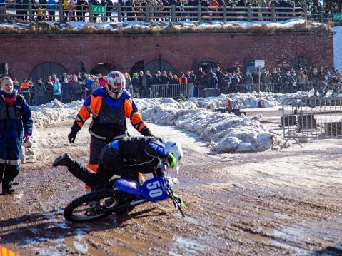 Haminan perinteiset mopokisat 2026.