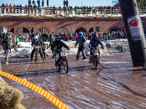 Haminan perinteiset mopokisat 2026.