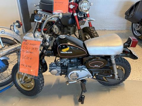 Honda Monkey Z50J vm. 1983 