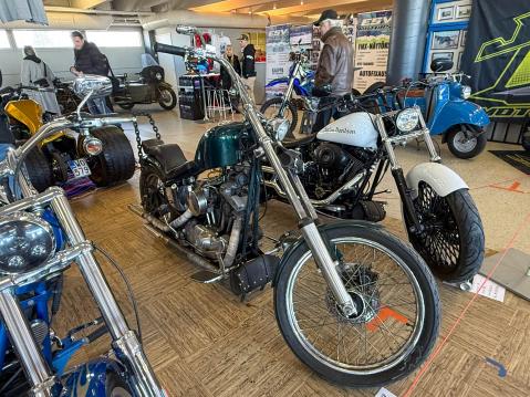 H-D Sportser rautapää vm. 1966-67 Omistaja: Axu PMC