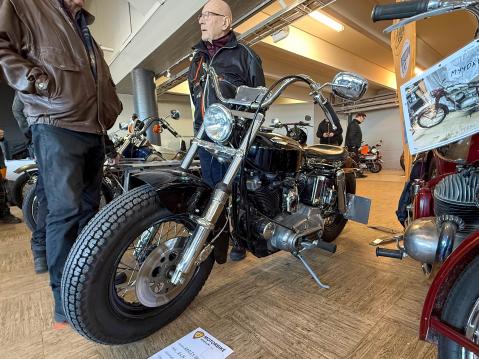 Harley-Davidson XLH vm. 1972 Omistaja: Kari Ylisaari