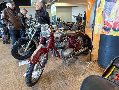 Jawa Perak 18 vm. 1953 Omistaja: Jorma Uusi-Jaakkola