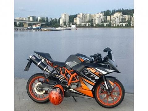 Kukaan ei unohda ensimmäistä pyöräänsä, en minäkään.