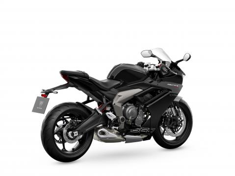 Triumph Daytona 660 vuosimallia 2026.