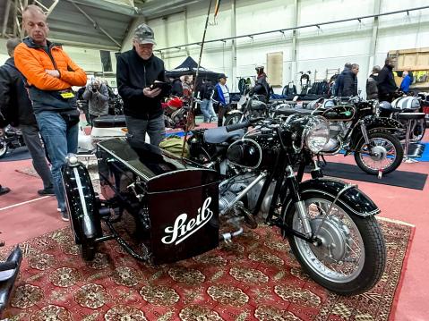 Nro. 144 BMW R69S vm. 1963 Omistaja: Tuomo Pasanen