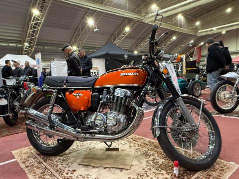 Nro. 96  Honda CB750 K2 vm. 1972 Omistaja: Tero Manninen