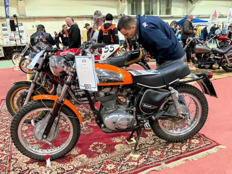 Nro. 121 Ducati Scrambler 350cc vm. 1974 Omistaja: Juha Kyllönen