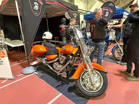 Nro. 139 Suzuki Intruder VL1500LC vm. 1998 Omistaja: Jari Hynninen