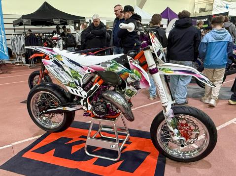nro 62 KTM EXC 125 vm. 2015 Omistaja: Joona Heikkonen