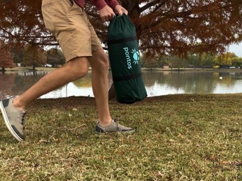 Pontos 2.0 vie koottuna samanverran tilaa kuin kahden hengen teltta pusseineen ja tavaroineen.