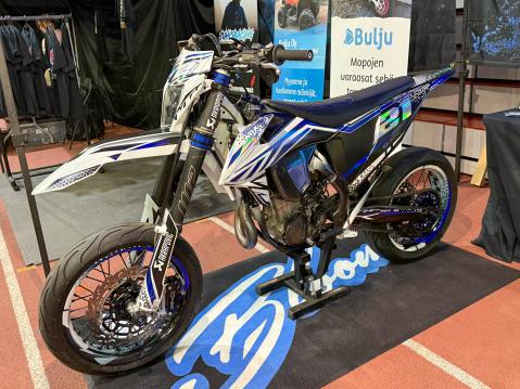 Nro. 50 KTM 500 EXC-F vm. 2021 Omistaja: Juho Pirinen