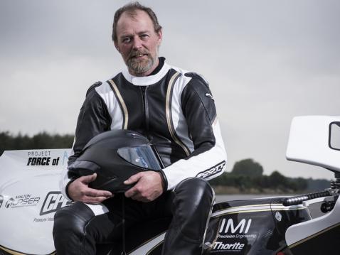 Graham Sykes ja Force of Nature.