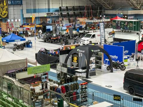 Eräreppu, Liikenneturva, Smoto ja vaikka mitä.